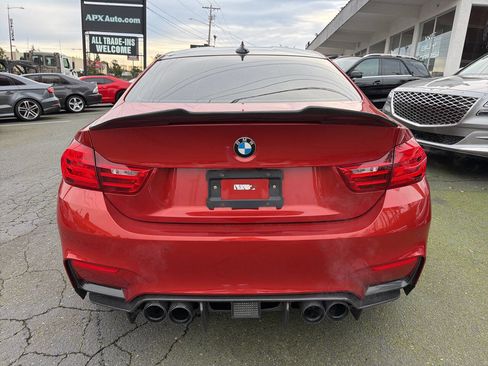Used 2017 BMW M4 Coupe image 7