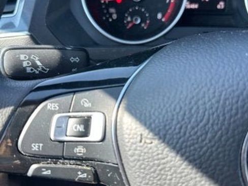 Used 2021 Volkswagen Tiguan S image 18