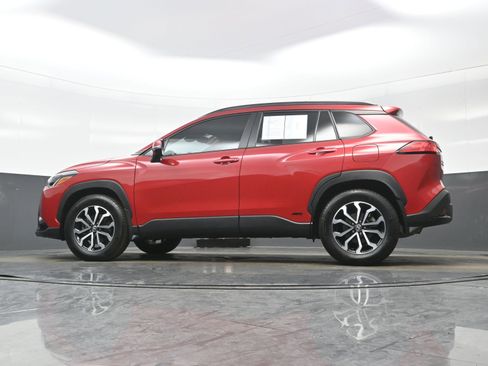 Used 2024 Toyota Corolla Cross SE image 27