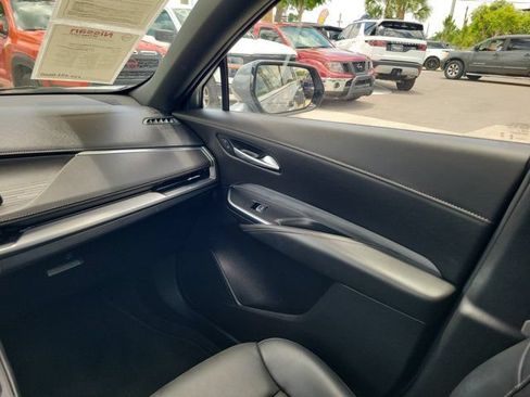 Used 2025 Cadillac XT4 Premium Luxury FWD image 14