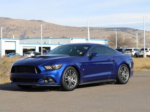 Used 2015 Ford Mustang Premium w/ Equipment Group 201A image 8