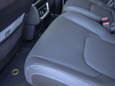 New 2026 Kia Carnival SX Prestige image 38