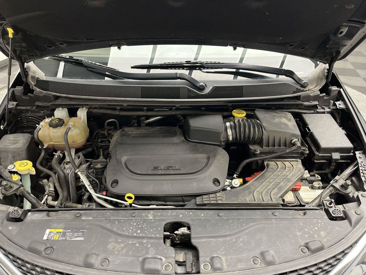 Used 2021 Chrysler Voyager Lxi FWD image 24