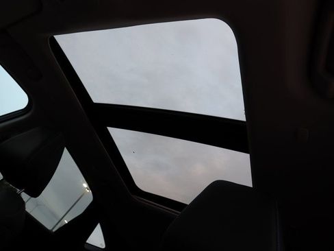 New 2025 Nissan Murano SL image 15