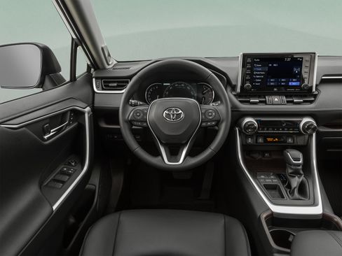 Used 2020 Toyota RAV4 Limited FWD image 63