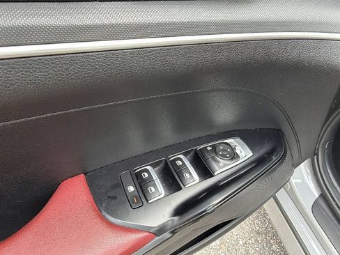 Used 2023 Kia K5 GT-Line AWD/4WD image 13