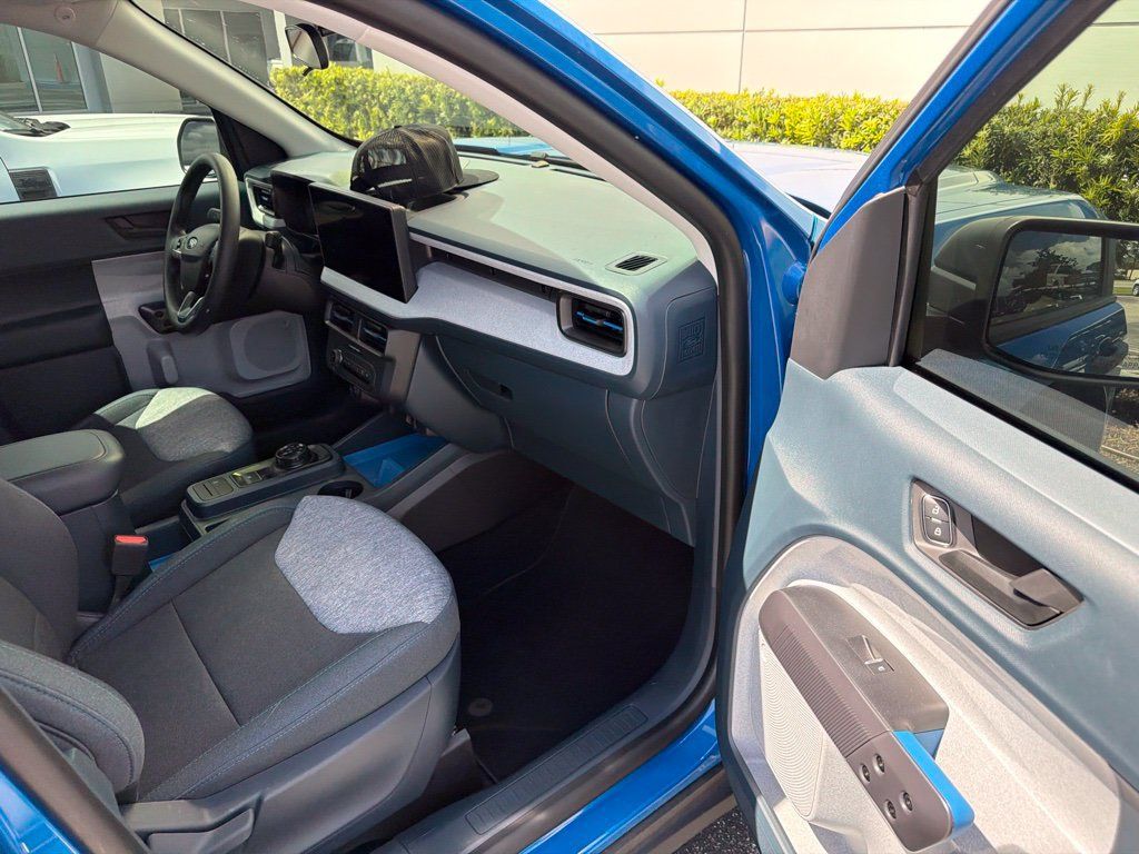 Used 2026 Ford Maverick XLT FWD image 6