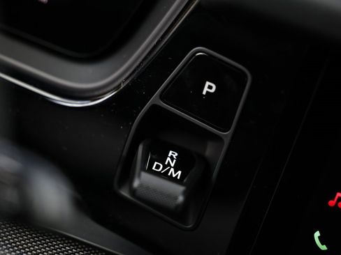 New 2025 Porsche Cayenne GTS image 40