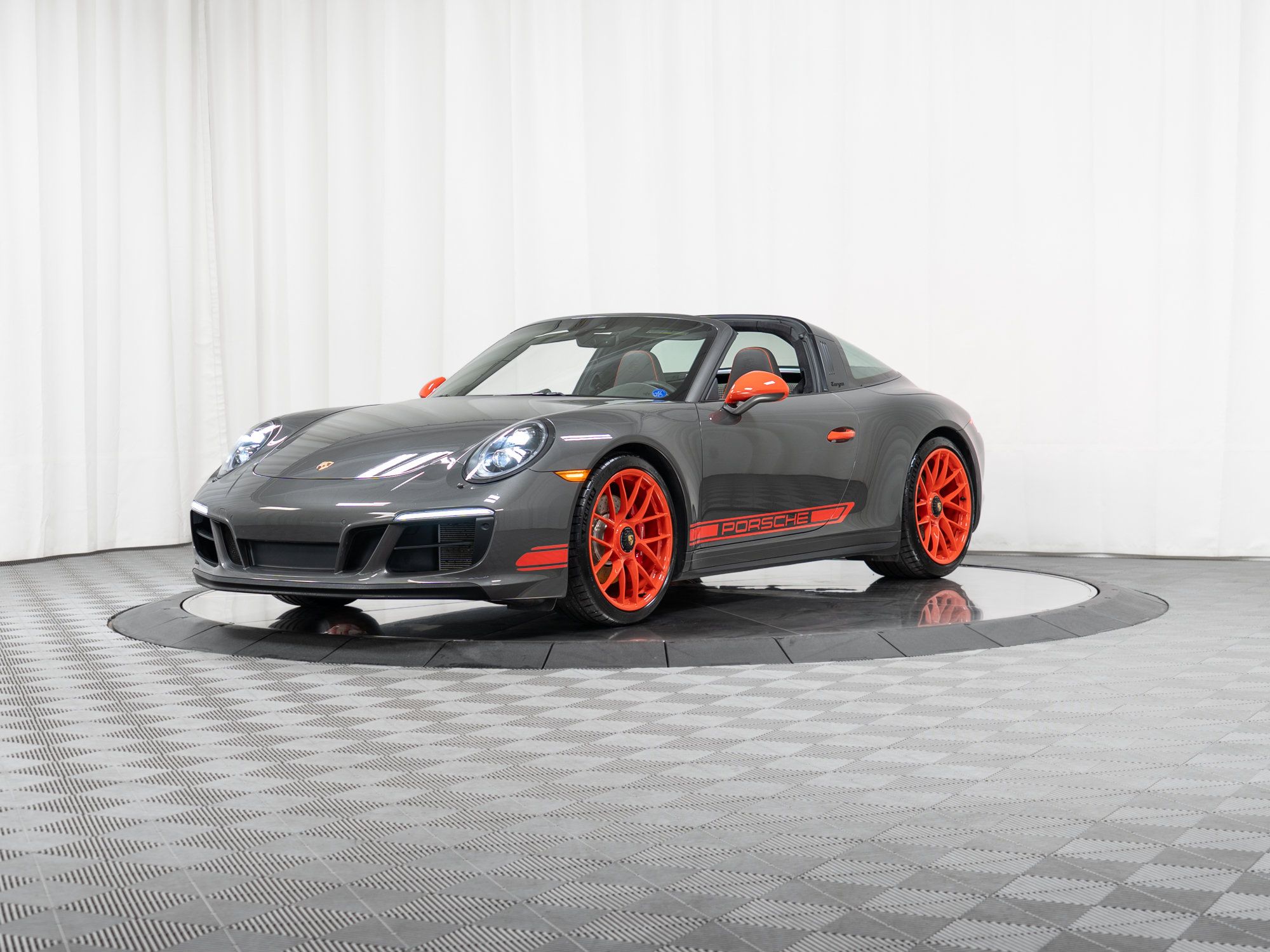 Certified 2018 Porsche 911 Targa 4 GTS AWD/4WD image 41