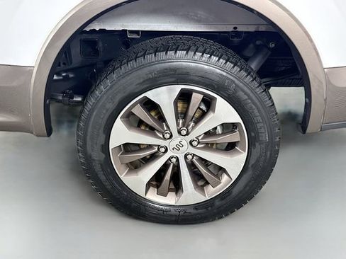 Used 2019 Ford F150 King Ranch w/ Equipment Group 601A Luxury image 36