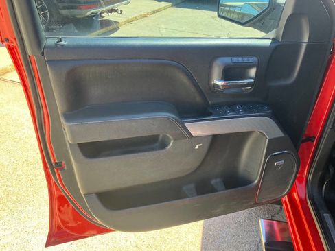 Used 2015 Chevrolet Silverado 1500 LTZ Z71 w/ LTZ Plus Package AWD/4WD image 9