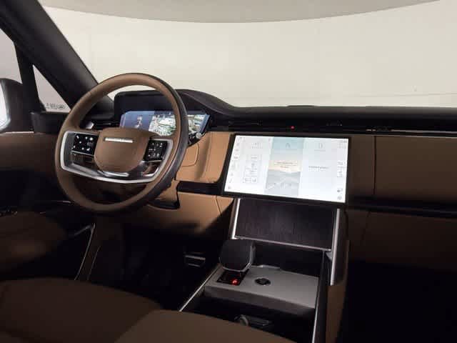 New 2026 Land Rover Range Rover Long Wheelbase Autobiography AWD/4WD image 17
