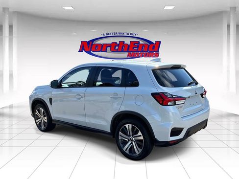 Used 2025 Mitsubishi Outlander Sport ES AWD/4WD image 5