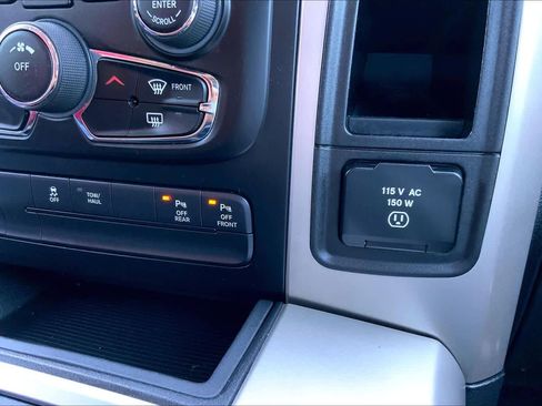 Used 2016 RAM 1500 Lone Star AWD/4WD image 34