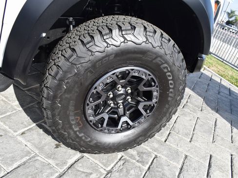 Used 2025 Ford F150 Raptor w/ Equipment Group 803A Raptor R image 4