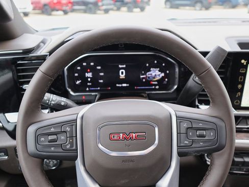 New 2026 GMC Sierra 2500 SLT w/ SLT Premium Package image 19