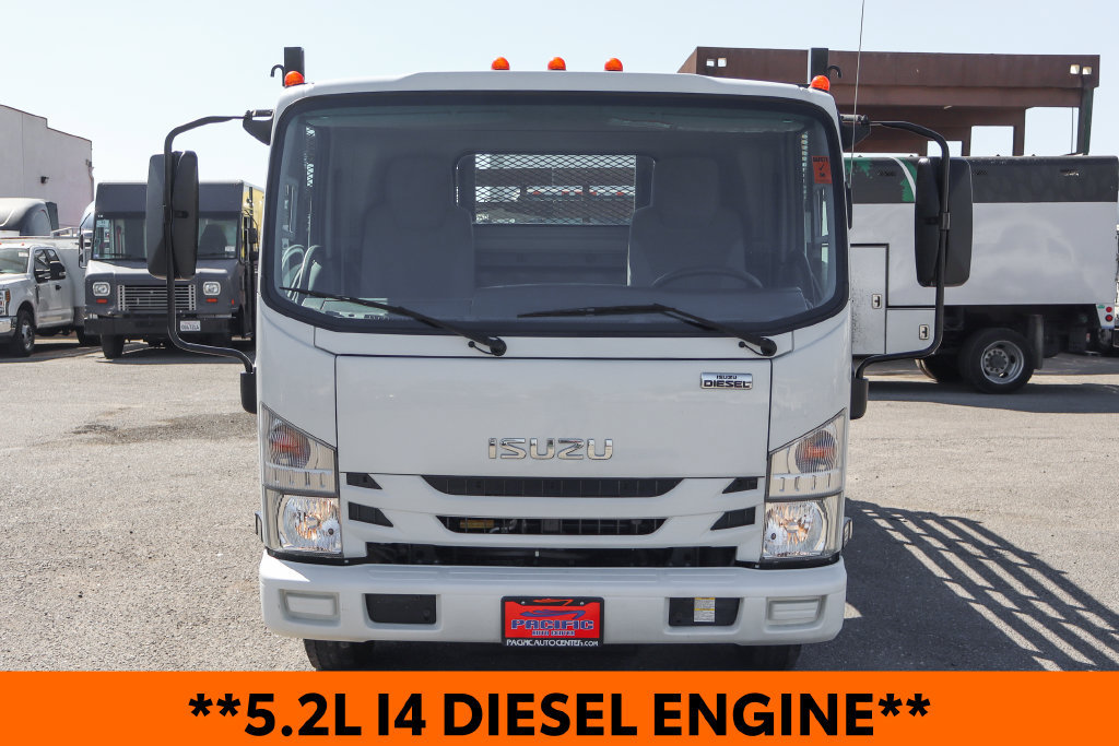 Used 2021 Isuzu NPR RWD image 3