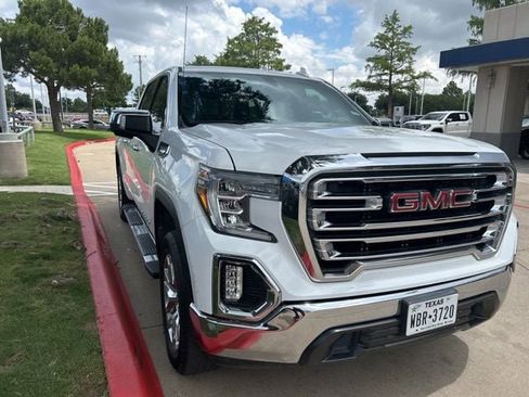 Used 2020 GMC Sierra 1500 SLT RWD image 1