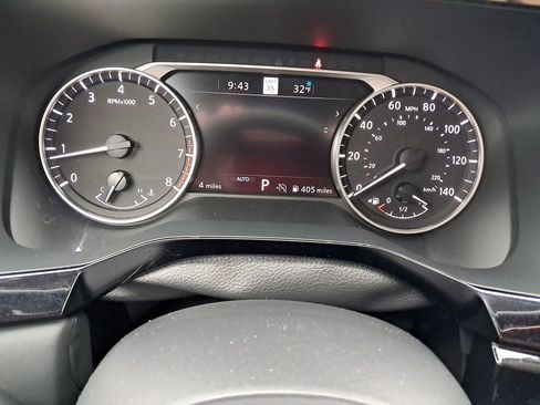 New 2025 Nissan Pathfinder SL w/ SL Premium Package image 17