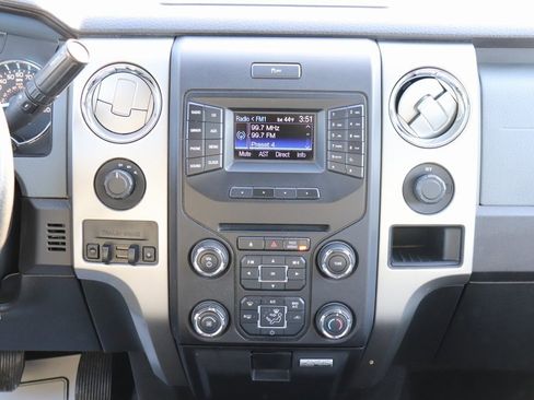 Used 2013 Ford F150 XLT w/ Luxury Equipment Group image 21