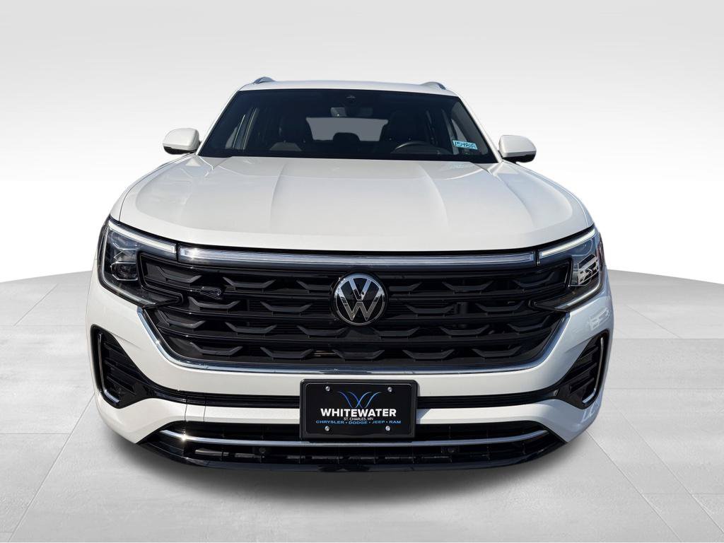 Used 2024 Volkswagen Atlas Cross Sport SEL R-Line AWD/4WD image 35