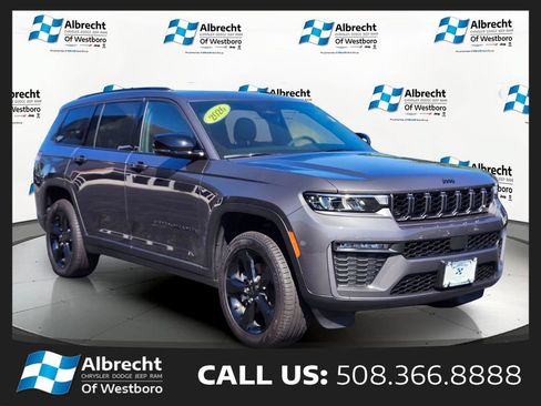 Used 2026 Jeep Grand Cherokee L Limited w/ Limited Altitude Package AWD/4WD image 7