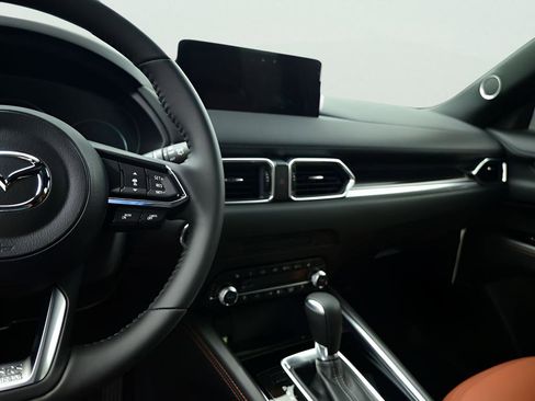 New 2025 MAZDA CX-5 Carbon Edition AWD/4WD image 29