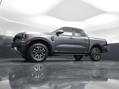 Used 2024 Ford Ranger Lariat w/ FX4 Off-Road Package AWD/4WD image 31