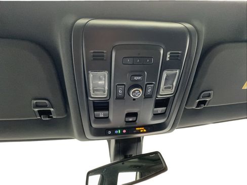 Used 2021 Chevrolet Tahoe LT w/ LT Signature Package RWD image 47