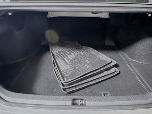 Used 2025 Toyota Camry SE image 34