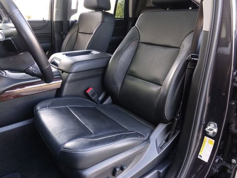 Used 2018 GMC Yukon SLT w/ Open Road Package image 6