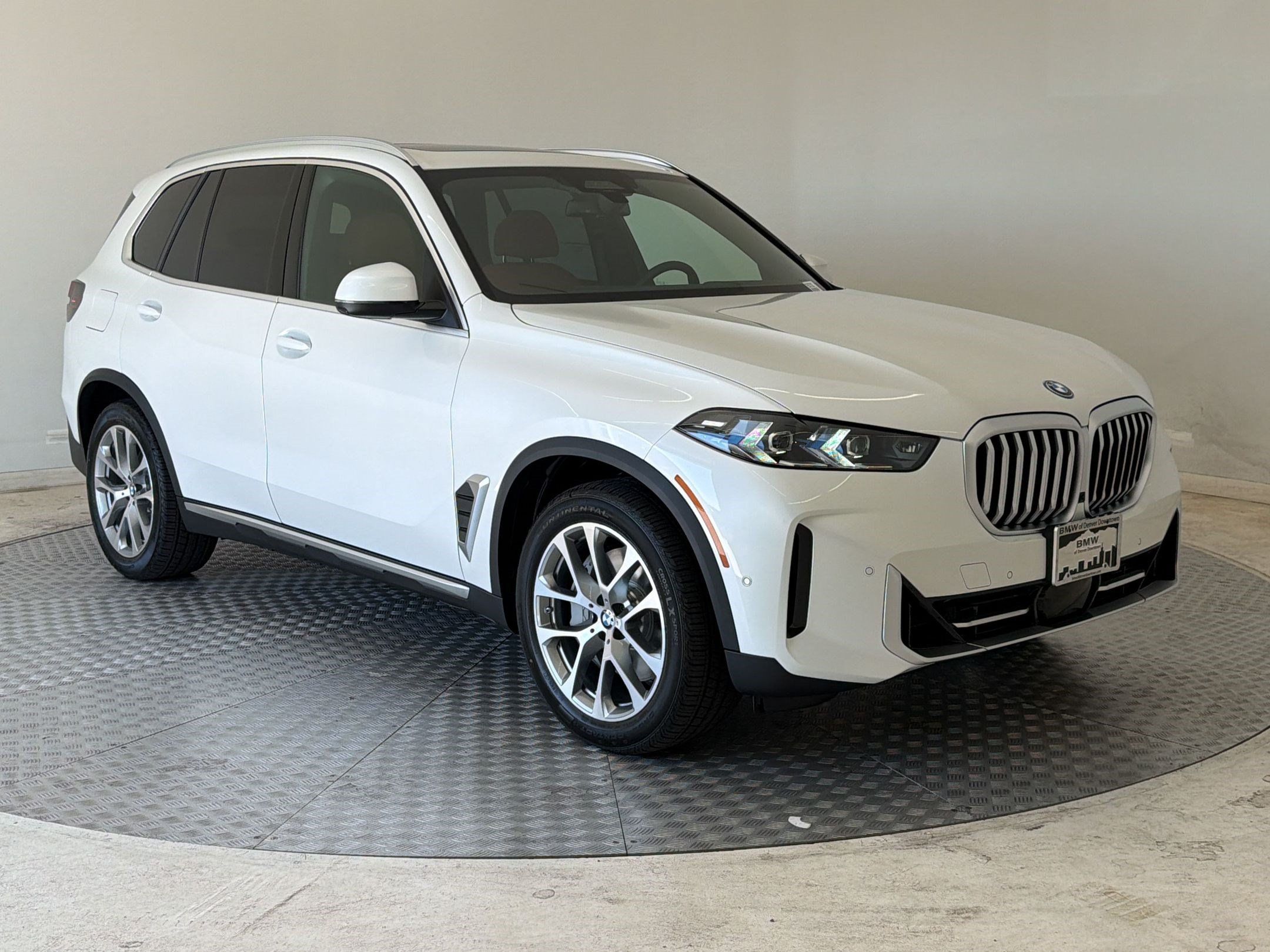 New 2026 BMW X5 xDrive50e AWD/4WD image 7