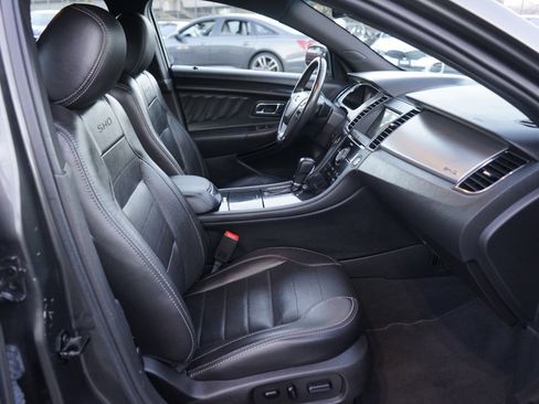 Used 2019 Ford Taurus SHO image 19