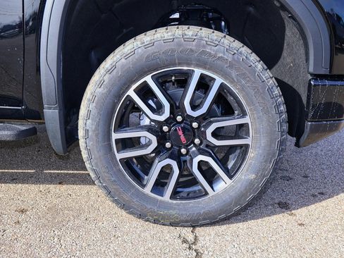 New 2026 GMC Sierra 1500 AT4 w/ AT4 Premium Package image 34