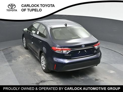 Used 2025 Toyota Corolla LE FWD image 35