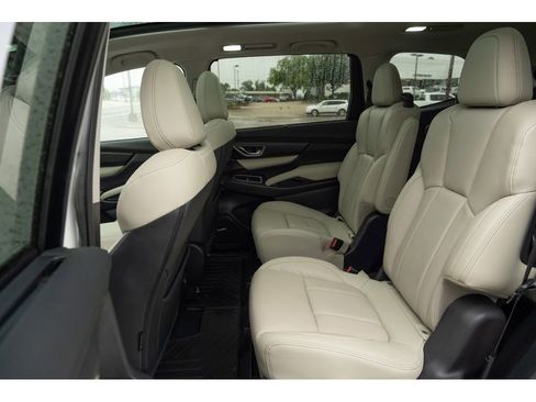 Used 2022 Subaru Ascent Limited w/ Technology Package AWD/4WD image 13