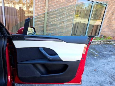 Used 2023 Tesla Model X AWD image 51