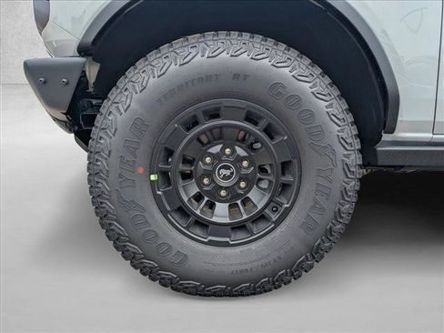 New 2026 Ford Bronco Badlands AWD/4WD image 10