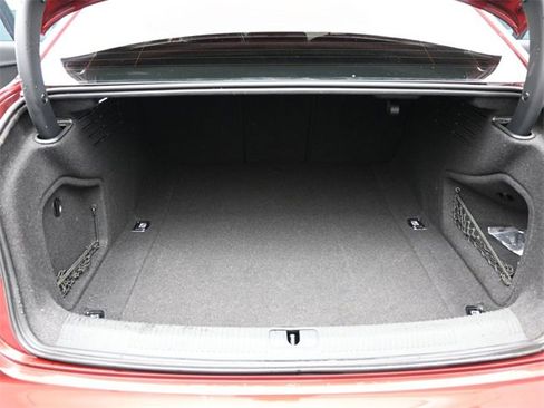 Used 2019 Audi A4 2.0T Premium w/ Convenience Package image 31