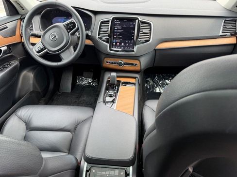 Certified 2024 Volvo XC90 B6 Plus w/ Protection Package Premier AWD/4WD image 13