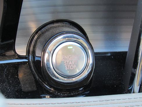 Certified 2020 Lincoln Corsair FWD w/ Equipment Group 101A image 18