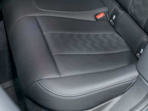 Used 2022 BMW M3 w/ M Carbon Package RWD image 41
