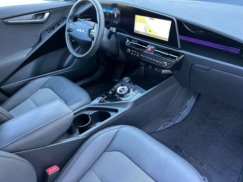 Used 2023 Kia Niro Wind w/ Wind Preserve Package FWD image 15