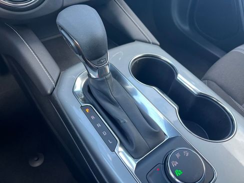 Used 2025 Chevrolet Blazer LT image 28