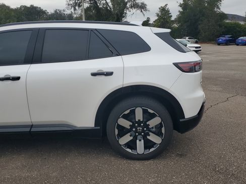 Certified 2025 Honda Prologue Elite image 14