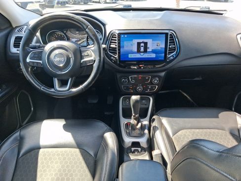 Used 2018 Jeep Compass Latitude w/ Popular Equipment Group FWD image 24