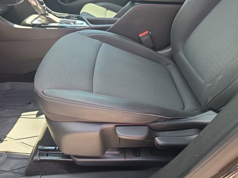 Used 2024 Buick Encore GX Preferred FWD image 30