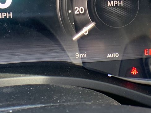 New 2026 RAM 1500 4x4 Crew Cab image 16