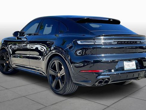 Used 2025 Porsche Cayenne GTS image 11