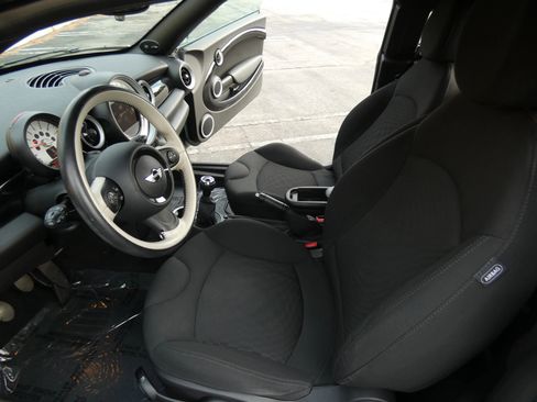 Used 2012 MINI Cooper Coupe image 36